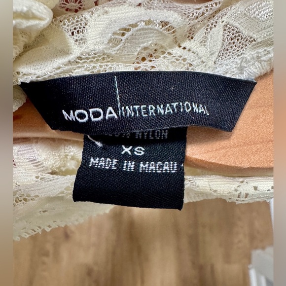 Lace Turtleneck XS Extra Small Cream Ivory Moda International - Picture 9 of 10